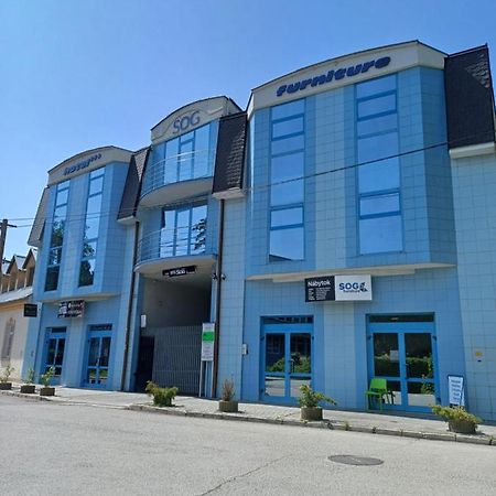 Garni Hotel S.O.G.* * * Trenčín Zewnętrze zdjęcie