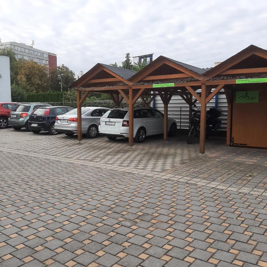 Garni Hotel S.O.G.* * * Trenčín Zewnętrze zdjęcie
