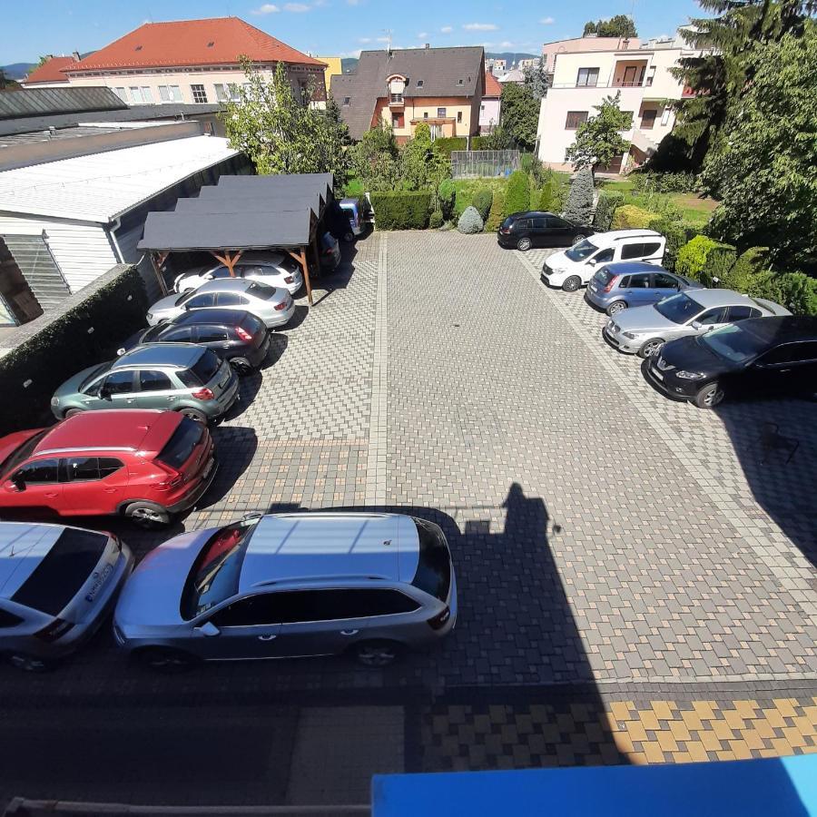 Garni Hotel S.O.G.* * * Trenčín Zewnętrze zdjęcie