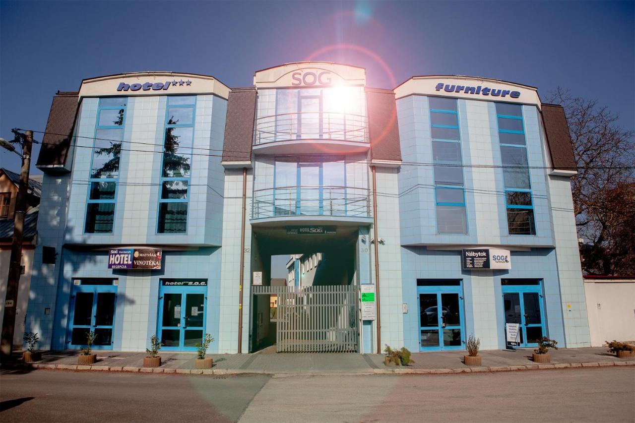 Garni Hotel S.O.G.* * * Trenčín Zewnętrze zdjęcie