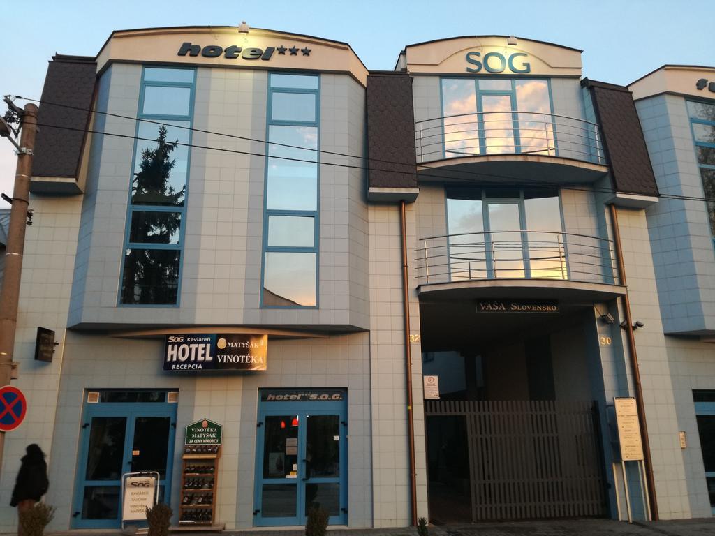 Garni Hotel S.O.G.* * * Trenčín Zewnętrze zdjęcie