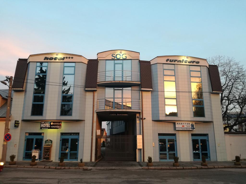 Garni Hotel S.O.G.* * * Trenčín Zewnętrze zdjęcie