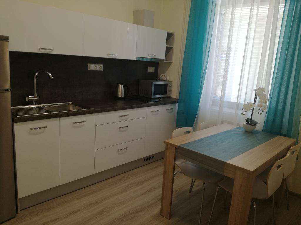 Garni Hotel S.O.G.* * * Trenčín Zewnętrze zdjęcie
