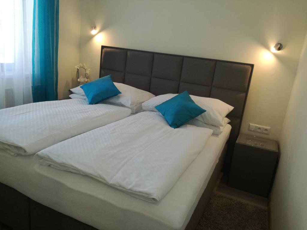 Garni Hotel S.O.G.* * * Trenčín Zewnętrze zdjęcie